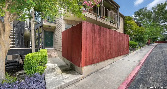 7711 CALLAGHAN RD #APT 714 San Antonio, TX 78229