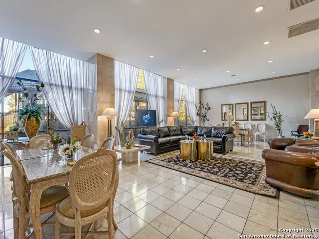 7701 Wurzbach Rd #806 San Antonio, TX 78229