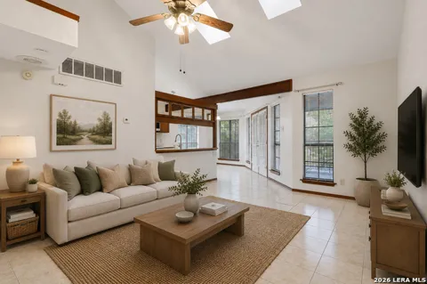 8633 Datapoint Dr #258