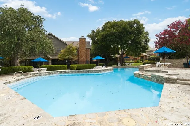 74 CHAPEL HILL CIR #74 San Antonio, TX 78240