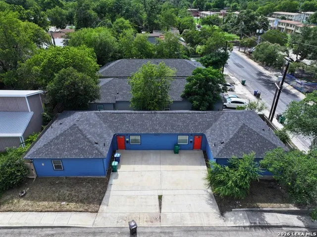 2902 S Laredo St San Antonio, TX 78207