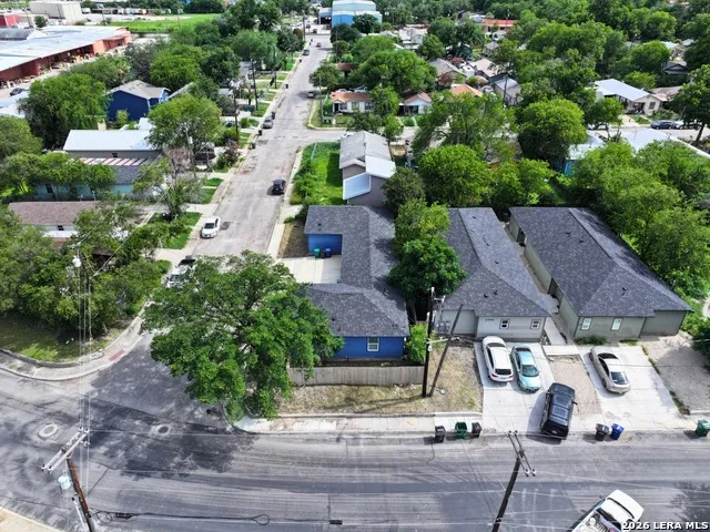 2902 S Laredo St San Antonio, TX 78207