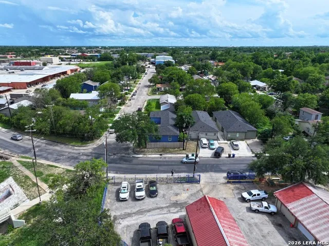 2902 S Laredo St San Antonio, TX 78207