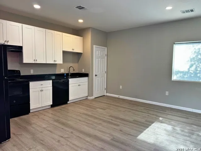 2902 S Laredo St San Antonio, TX 78207