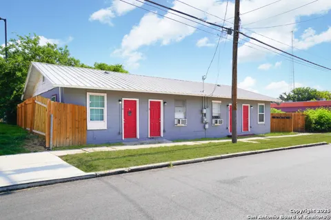 1007 EL PASO ST
