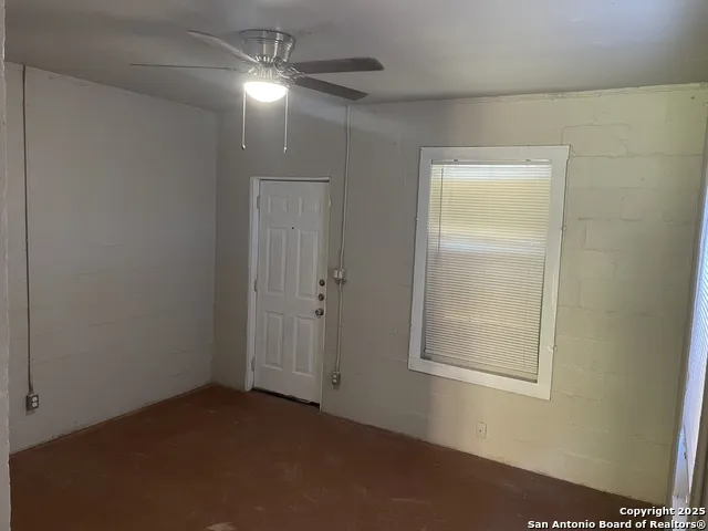 1007 EL PASO ST San Antonio, TX 78207