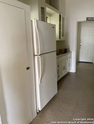 1221 Center San Antonio, TX 78202
