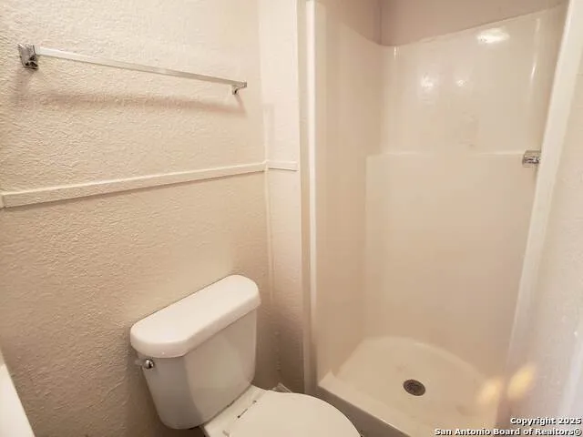 1529 WALTERS San Antonio, TX 78202