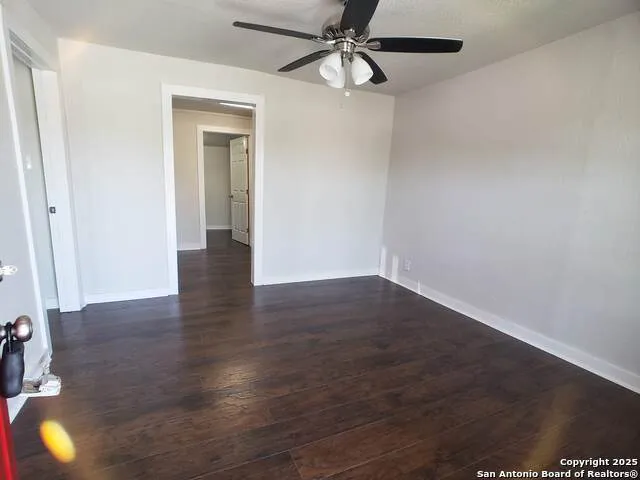 1529 WALTERS San Antonio, TX 78202
