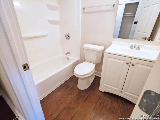 1529 WALTERS San Antonio, TX 78202
