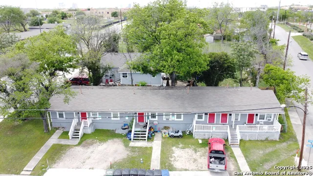 1529 WALTERS San Antonio, TX 78202