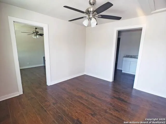 1529 WALTERS San Antonio, TX 78202