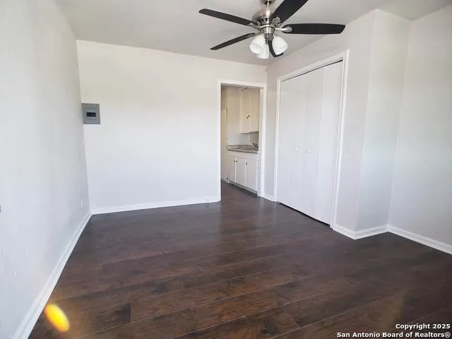 1529 WALTERS San Antonio, TX 78202