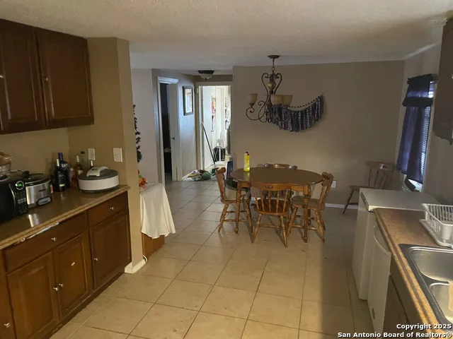 128 WINSHIP RD Pleasanton, TX 78064