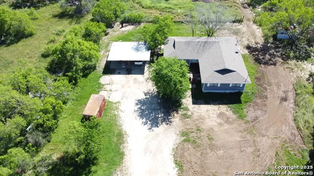 18234 Benton City Rd Von Ormy, TX 78073