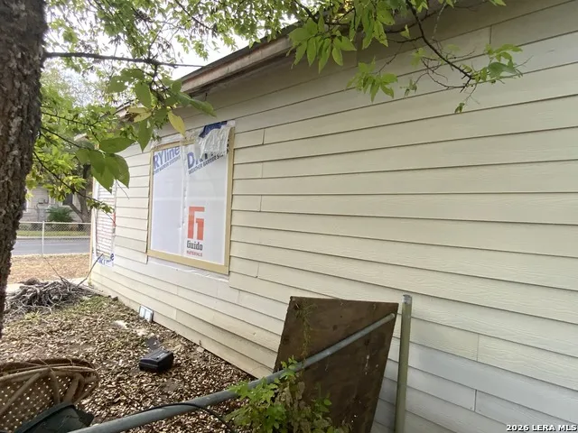 341&343 Avondale Ave San Antonio, TX 78223