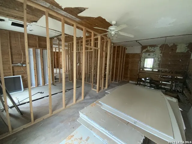 341&343 Avondale Ave San Antonio, TX 78223