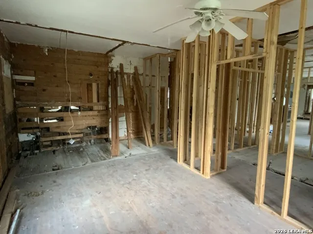 341&343 Avondale Ave San Antonio, TX 78223