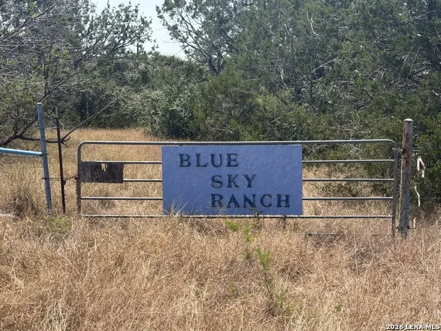 4807 COUNTY ROAD 429 Uvalde, TX 78801