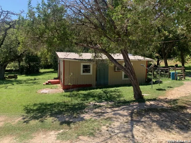 210 Mai Rd S Kerrville, TX 78028