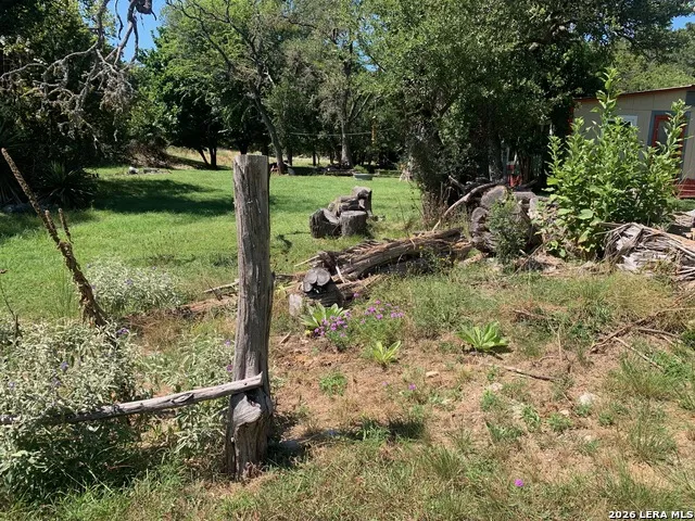 210 Mai Rd S Kerrville, TX 78028