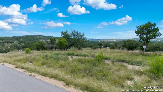 928 Enchanted View Canyon Lake, TX 78133