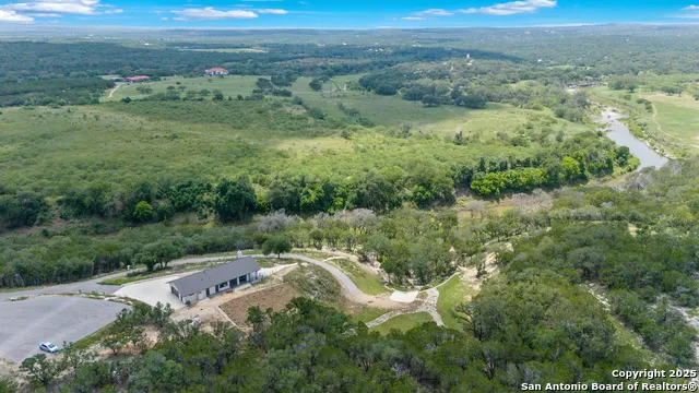 928 Enchanted View Canyon Lake, TX 78133