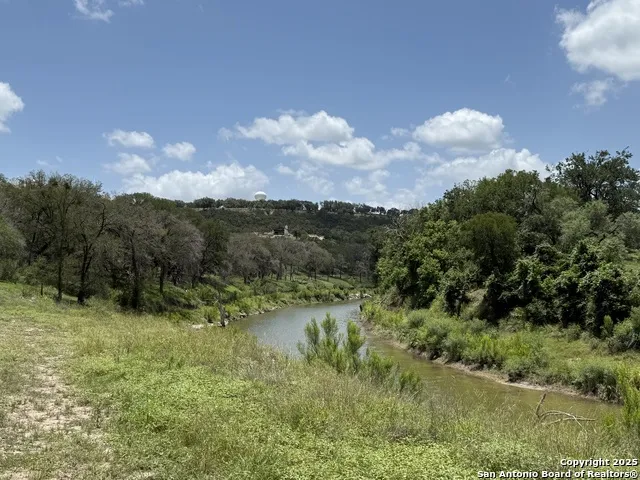 928 Enchanted View Canyon Lake, TX 78133