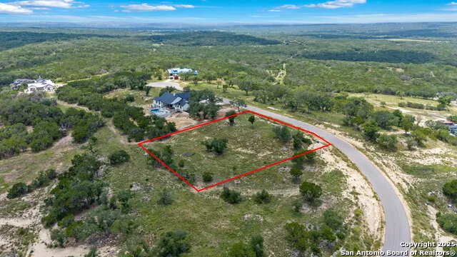 928 Enchanted View Canyon Lake, TX 78133