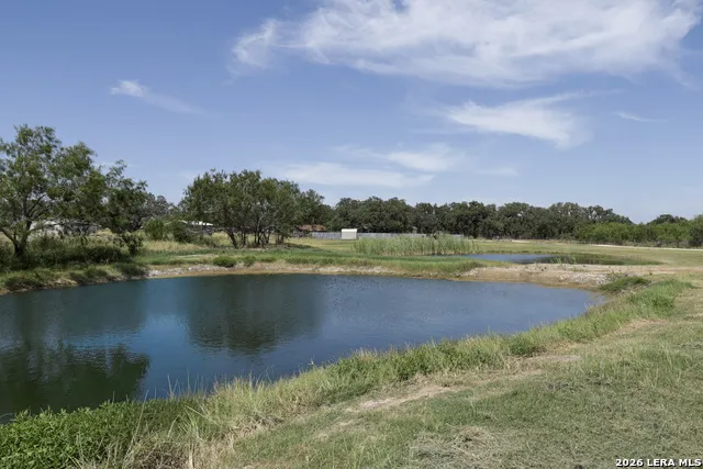 2 AC Coughran Rd Pleasanton, TX 78064