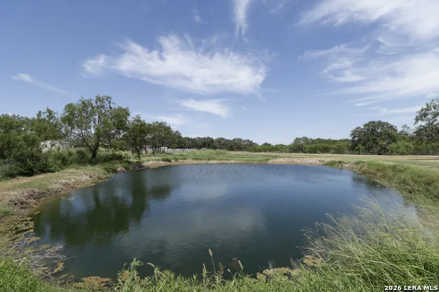 2 AC Coughran Rd Pleasanton, TX 78064