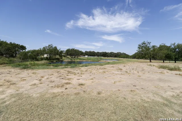 2 AC Coughran Rd Pleasanton, TX 78064