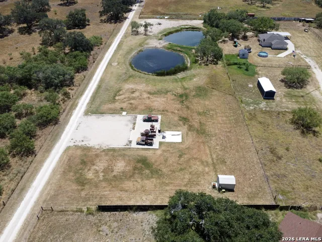 2 AC Coughran Rd Pleasanton, TX 78064