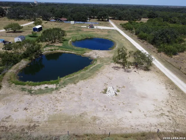 2 AC Coughran Rd Pleasanton, TX 78064