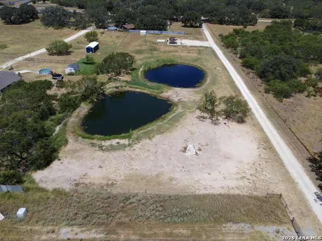 2 AC Coughran Rd Pleasanton, TX 78064