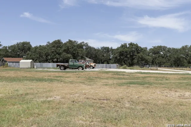 2 AC Coughran Rd Pleasanton, TX 78064