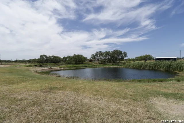 2 AC Coughran Rd Pleasanton, TX 78064