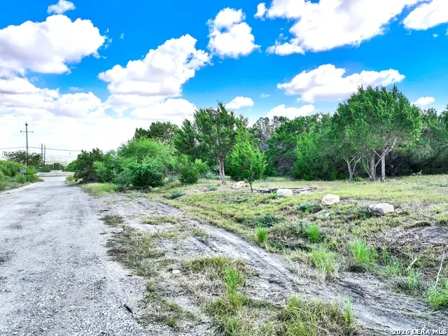 5908 Holly Ln Cibolo, TX 78108