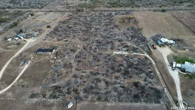 185 Westglen Martindale, TX 78655