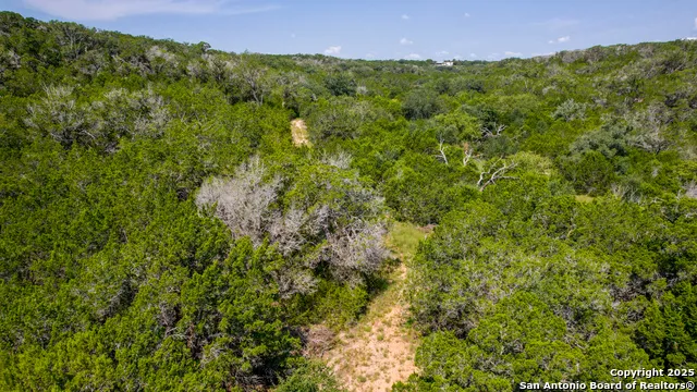 230 Marshall Dr Kerrville, TX 78028