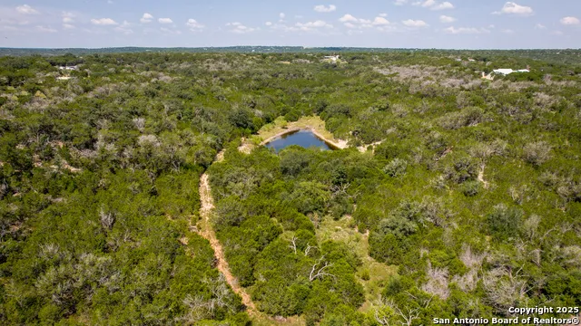 230 Marshall Dr Kerrville, TX 78028