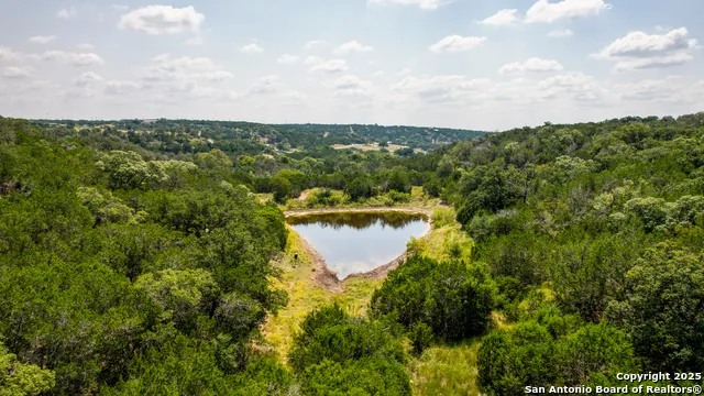 230 Marshall Dr Kerrville, TX 78028