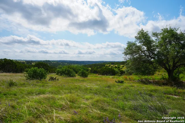 LT 65 S Walcott Ridge Kerrville, TX 78028
