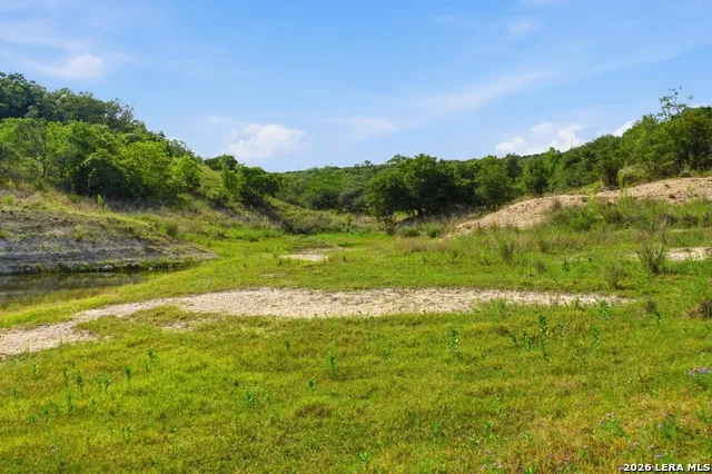 37 Busby Rd Boerne, TX 78006