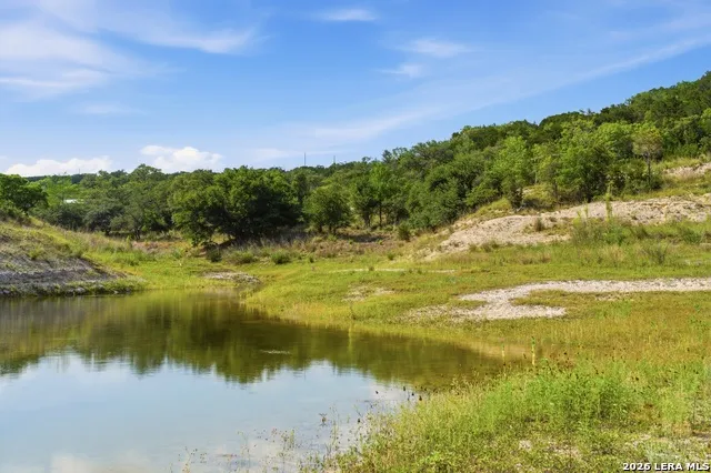 37 Busby Rd Boerne, TX 78006