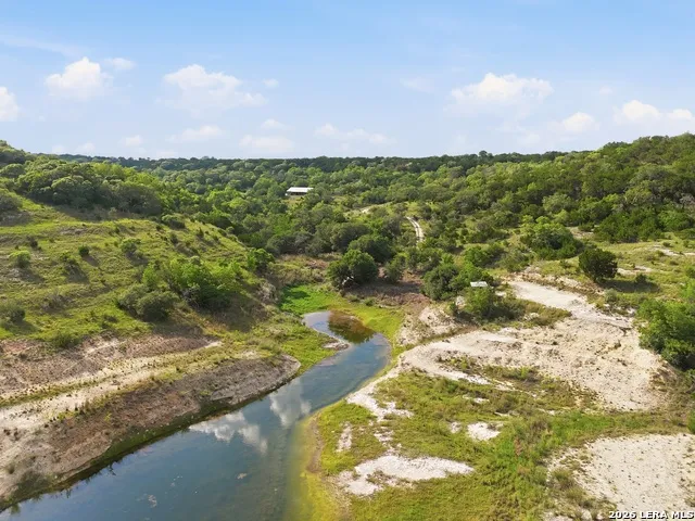 37 Busby Rd Boerne, TX 78006