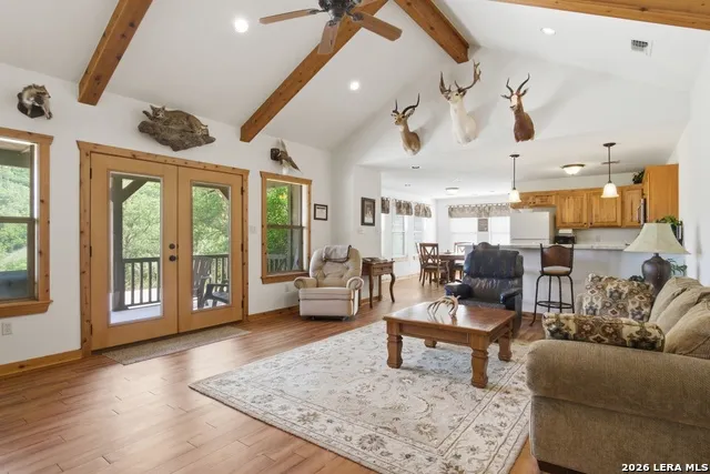 37 Busby Rd Boerne, TX 78006