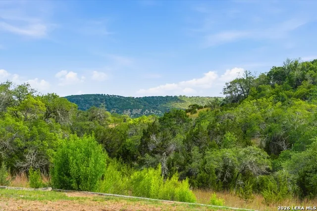 37 Busby Rd Boerne, TX 78006
