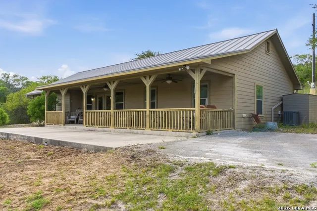 37 Busby Rd Boerne, TX 78006