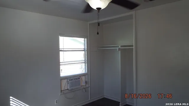 807 Stonegate Universal City, TX 78148